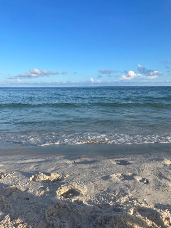 Live On Island Time! Great Gulf Shores Beach Condo, Very Nice Exterior photo